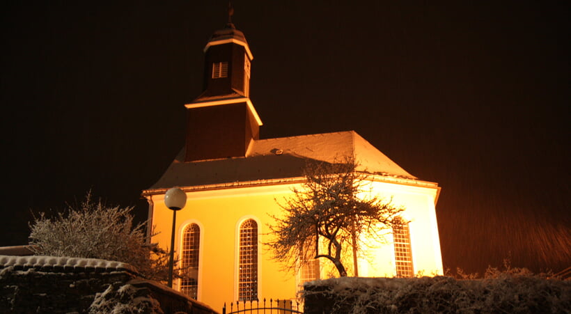 Johanneskirche bei Nacht